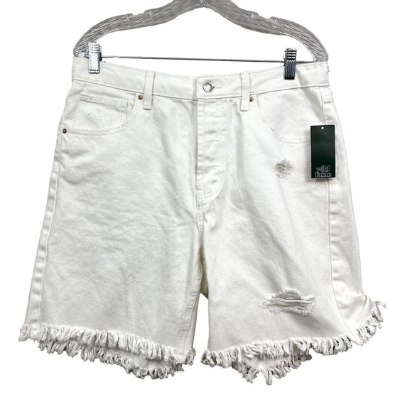 Wild Fable‎ Bermuda Shorts Denim Hi Rise Distressed Raw Hem White Women Size 12 - Picture 1 of 7